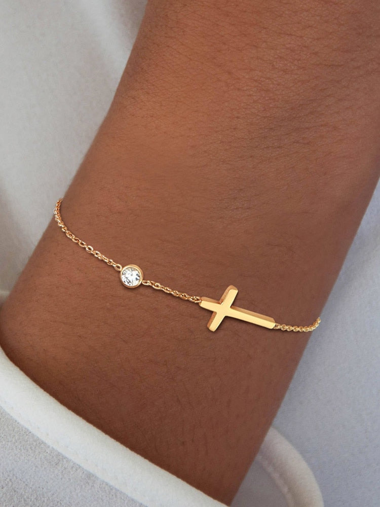 Pulseira Minimalista com Gota de Zircônia - Cruz Sagrada